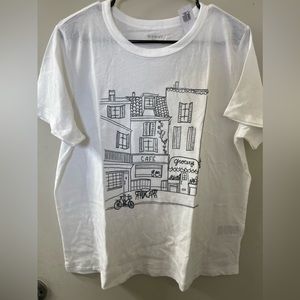 Old Navy white graphic shirt